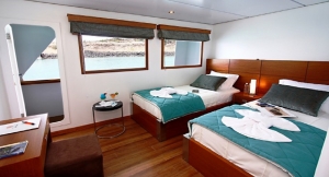 Galapagos-Luxury-Cruise-680x424