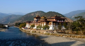 lets-travel-to-bhutan